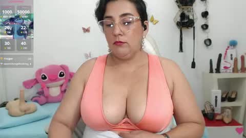 Snapshot of mom_17 chatting on 05-15-26, 11:01 Celeste online show from 05-15-26, 11:01