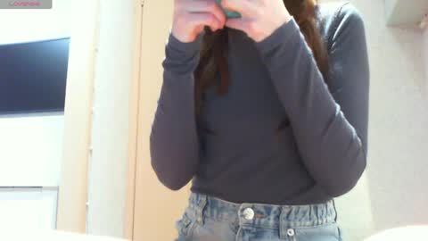 Hailey online show from 03-25-26, 07:53