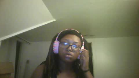 mommiemilkers2000 online show from 07-06-26, 04:31