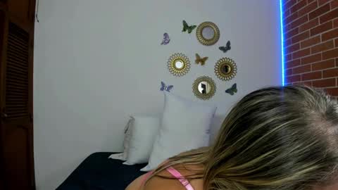 Snapshot of mommy_boobs_ chatting on 12-11-24, 11:43 Maja online show from 12-11-24, 11:43