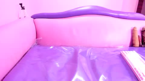 carolina online show from 02-18-25, 03:10