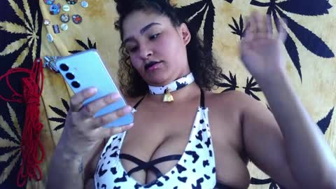 Mommy bubbles online show from 03-31-26, 02:17