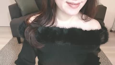 Snapshot of momo612238 chatting on 03-07-25, 01:53 Momo online show from 03-07-25, 01:53