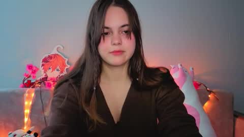 Snapshot of momomochi_ chatting on 02-11-26, 04:06 Momo online show from 02-11-26, 04:06