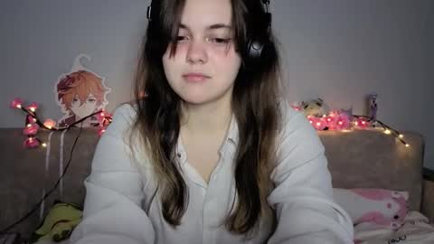 Momo online show from 03-09-26, 06:34