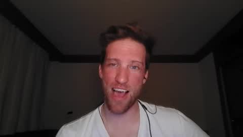 moms_little_monster online show from 11-06-25, 08:10