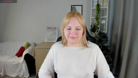 mon1ca_jones online show from 12-14-25, 09:03