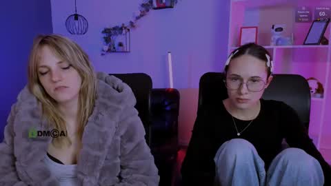 Mona  online show from 04-18-26, 07:58