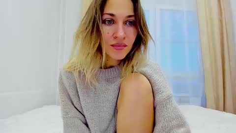 Mona online show from 01-09-25, 05:23