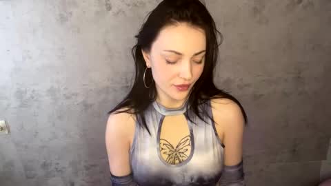 Mona online show from 02-15-26, 07:51