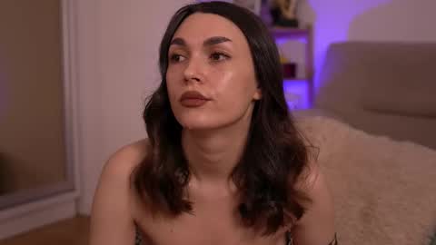 Mona Lisss online show from 11-30-25, 11:25