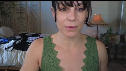 Mona online show from 03-25-26, 02:34