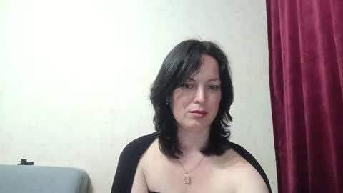 Snapshot of moncheriex chatting on 06-03-26, 08:03 Arina online show from 06-03-26, 08:03