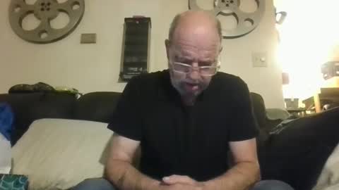 Snapshot of mondaymonday chatting on 01-05-25, 07:17 mondaymonday online show from 01-05-25, 07:17