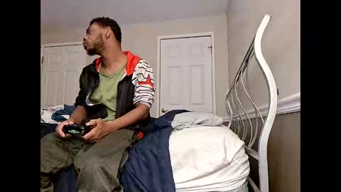 moneyboysaveg548 online show from 02-24-26, 07:06