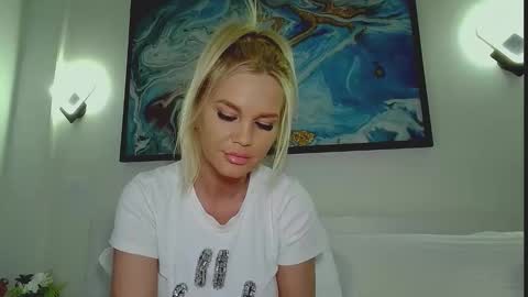 Monica online show from 06-06-26, 03:33