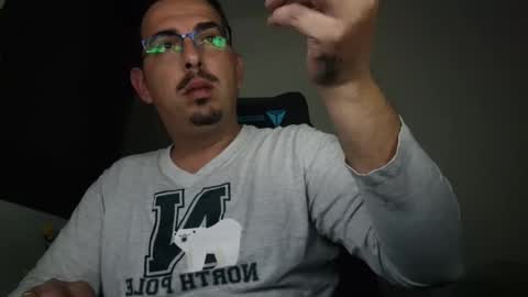 Snapshot of monica35milf chatting on 01-09-25, 10:31 MonicaLuigi online show from 01-09-25, 10:31