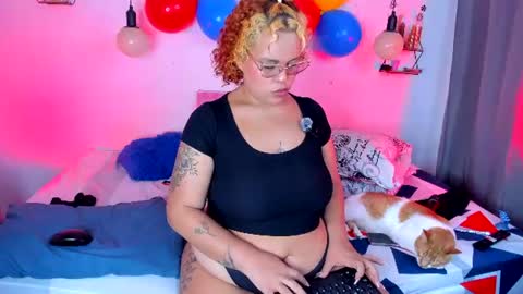 aleja      independent model       online show from 07-07-26, 12:46