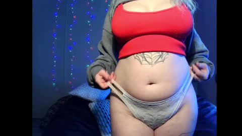 Snapshot of monica_lily chatting on 02-14-25, 02:54 Monica online show from 02-14-25, 02:54