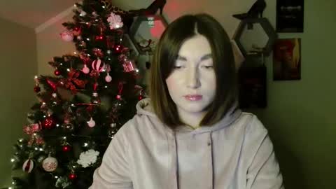 sweet girl and shine body online show from 11-20-25, 08:14