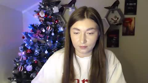 sweet girl and shine body online show from 12-16-25, 09:47