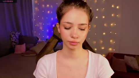 Snapshot of monica_venom chatting on 06-30-26, 01:45 Hi Im Monica online show from 06-30-26, 01:45