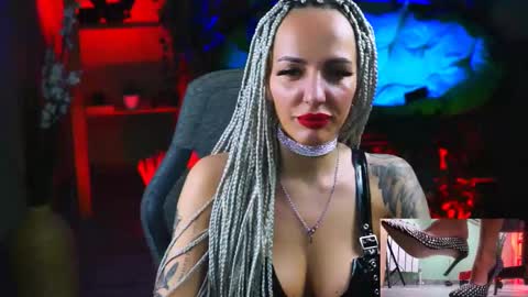 Monika online show from 02-17-25, 06:37