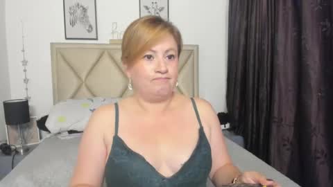 Mony online show from 07-11-26, 02:14