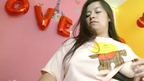 monickhot303av online show from 02-18-25, 07:32