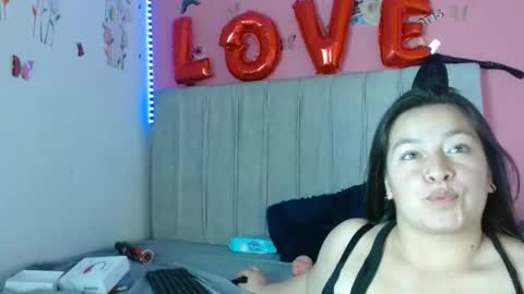 monickhot303av online show from 02-26-25, 08:04