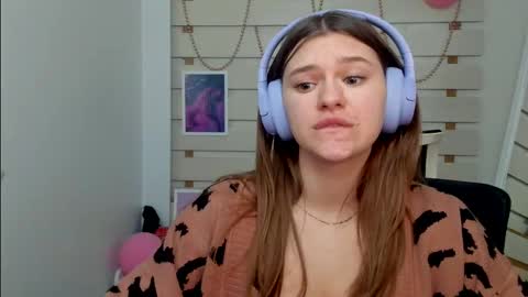 Monika online show from 02-26-25, 02:03