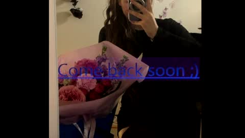 Snapshot of monika_youu chatting on 05-09-26, 08:08 Monika online show from 05-09-26, 08:08