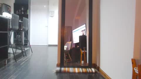 Snapshot of monikfree chatting on 01-02-25, 12:03 Monikfree online show from 01-02-25, 12:03