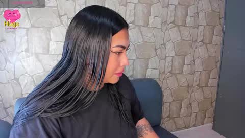 Snapshot of monikk__harrison chatting on 03-04-25, 12:12 monikk__harrison online show from 03-04-25, 12:12