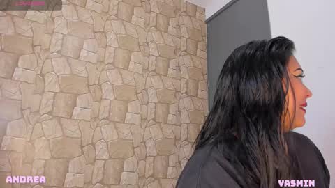 Snapshot of monikk__harrison chatting on 03-07-25, 12:12 monikk__harrison online show from 03-07-25, 12:12