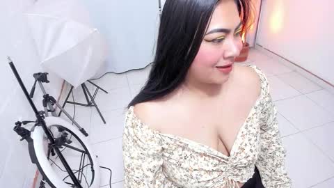 monikk__harrison online show from 11-10-25, 09:52