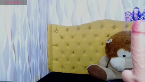 Monica online show from 02-27-25, 04:10