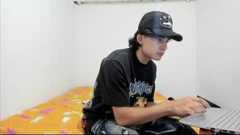 monky_0002 online show from 05-02-26, 06:13