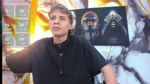 mono_blonde online show from 06-25-26, 12:09