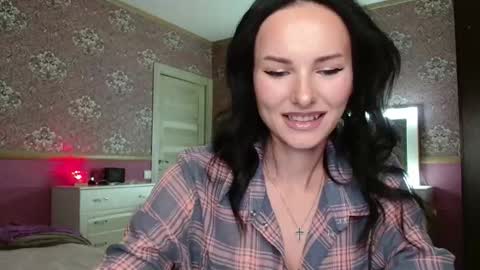 monparis_dream online show from 11-25-25, 05:13