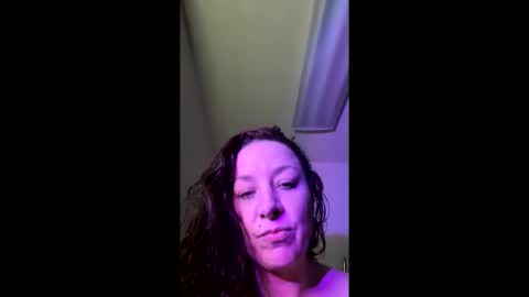 Monroe online show from 03-10-26, 04:50