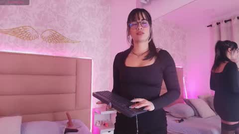 Adriana online show from 01-06-26, 01:04