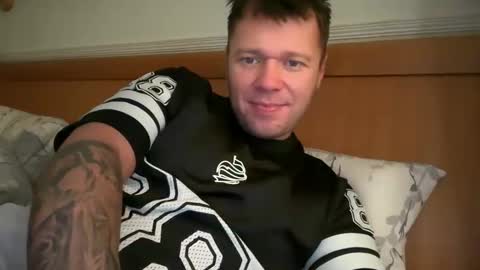 Monster D online show from 10-03-25, 12:13