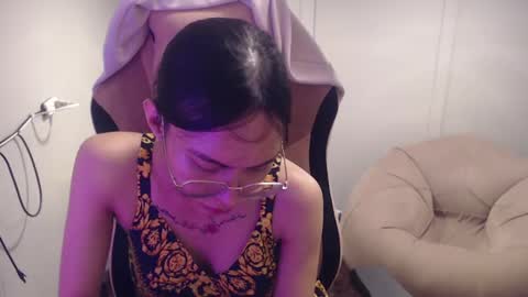 Snapshot of monstercockselfsuck chatting on 02-11-25, 11:32 ELYSE A SIMPLE GIRL online show from 02-11-25, 11:32