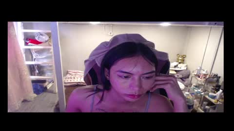 ELYSE A SIMPLE GIRL online show from 02-11-26, 05:45