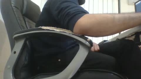 Snapshot of monsterr2209 chatting on 10-26-25, 12:44 monsterr2209 online show from 10-26-25, 12:44