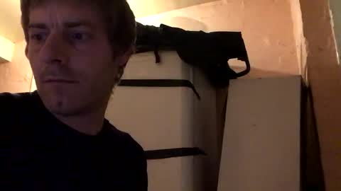 Snapshot of monsterrich91 chatting on 03-08-25, 11:28 Fun online show from 03-08-25, 11:28