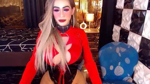 Snapshot of monstrouscockdiva chatting on 03-28-26, 09:25 MEDUSA online show from 03-28-26, 09:25