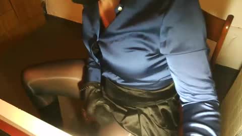 Snapshot of montero81 chatting on 10-24-25, 08:27 Sabrina online show from 10-24-25, 08:27