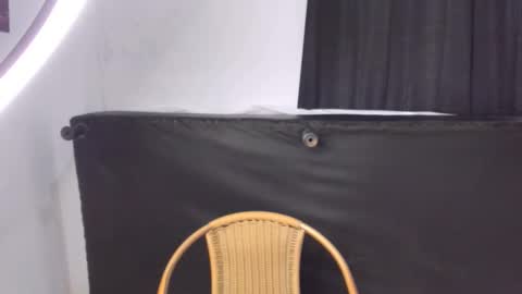 Snapshot of montes_juan chatting on 09-28-25, 05:51 montes_juan online show from 09-28-25, 05:51
